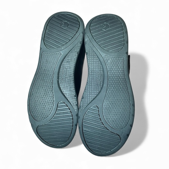 FitVille Women's Diabetic Shoes, Classic Oxford Shoes with Adjustable Strap - Picture 9 of 10